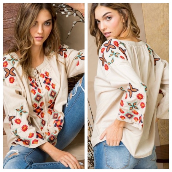 Blue Jay Tops - SALLY Embroidered top